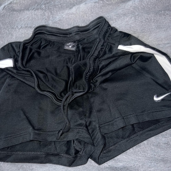 Nike Athletic Shorts - Picture 4 of 4